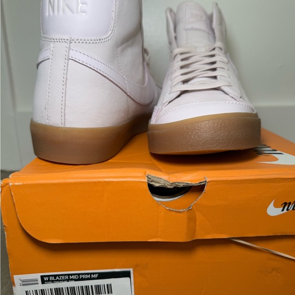 Nike Blazer Mid '77 New in Box Size 12 - Picture 6 of 6